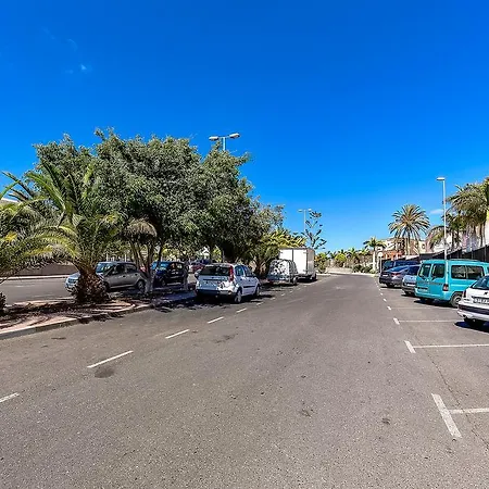 In Los Cristianos * Los Cristianos (Tenerife)